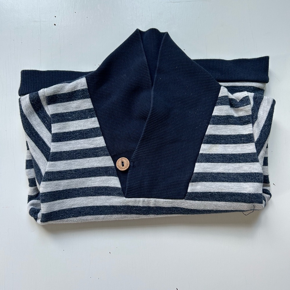 H&M sweater in VGC - 18-24 months